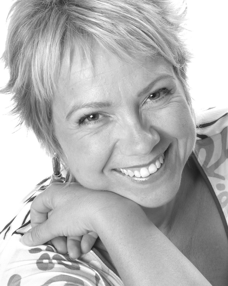 Photo de l'autrice Michèle Hénen, crédit photo Imagimage photographes